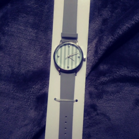 Watch - Picture 2 of 2